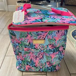 Lilly Pulitzer wine carrier/cooler